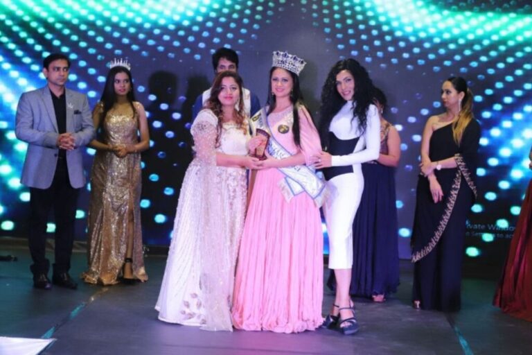 A homemaker, Dhara Gadara was crowned Mrs Gujarat 2021 at WOW beauty and fashion pageant