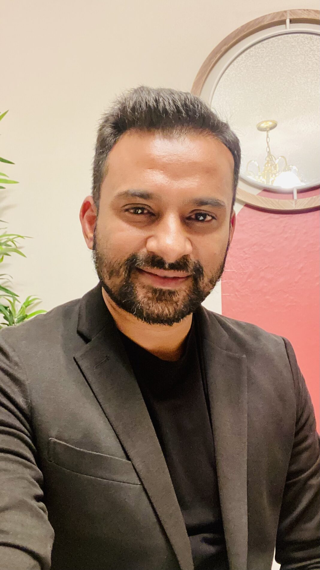 “75 Indian Startup Founder Stories” Meet Mr. Amber Srivastava, Founder of “Zyvka”- A Recruitment Marketplace