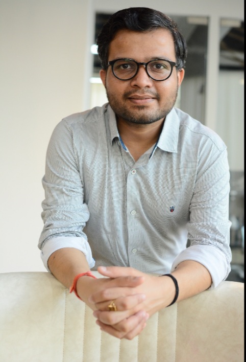 “75 indian startup founder stories” meet mr  vineet sharma  ceo   co founder of fleetx