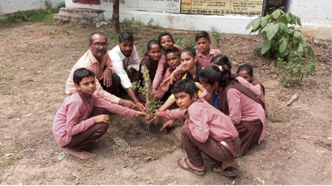 Educate Girls’ Team Balika leads the way towards a Sustainable World with its “Ek pedh Balika Shiksha ke liye” Initiative