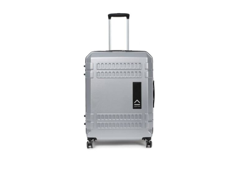 Uppercase wins the prestigious Red Dot award for its exceptionally designed suitcase, Bullet